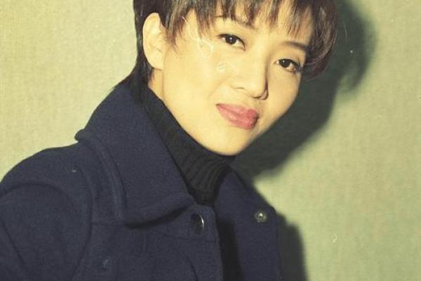 梅艳芳八字命理分析如何改变命运轨迹