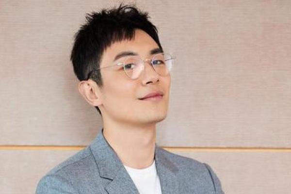 朱亚文八字背后的秘密：如何打破命运的局限，改变未来