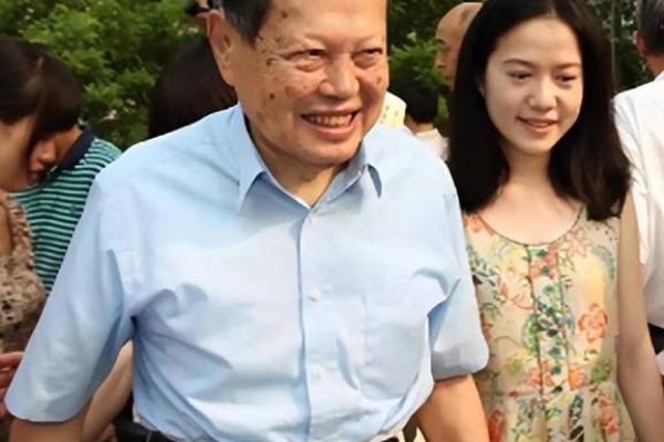 误区揭秘：杨振宁命运的深层密码与你想不到的真相