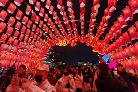 元宵节的灯笼文化与社会民俗