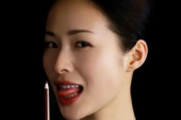 江一燕的命运密码：揭开她八字中的神秘玄机