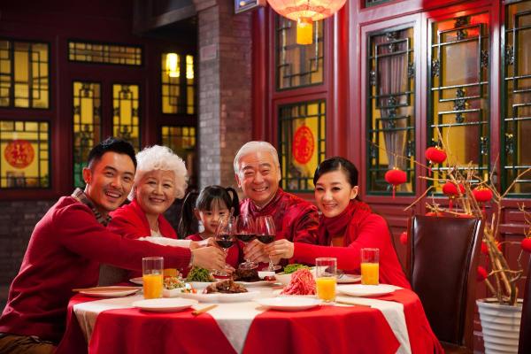 彝族年：从习俗中感受养生与家庭团聚的温暖