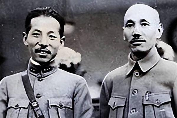 蒋介石八字中的秘密:如何破解命运的隐形锁链 蒋介石八字中的秘密:如何破解命运的隐形锁链