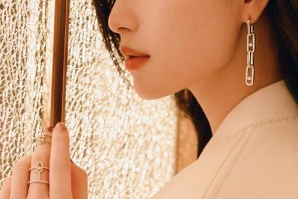 倪妮八字命理分析：揭开她命运密码中的暗藏玄机