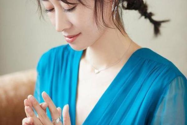 鹿晗妻子命理分析：面相隐藏的命运密码，如何调整走向
