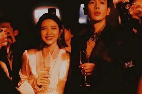 张若昀唐艺昕的命运密码:八字背后隐藏的惊人玄机 张若昀唐艺昕的命运密码:八字背后隐藏的惊人玄机