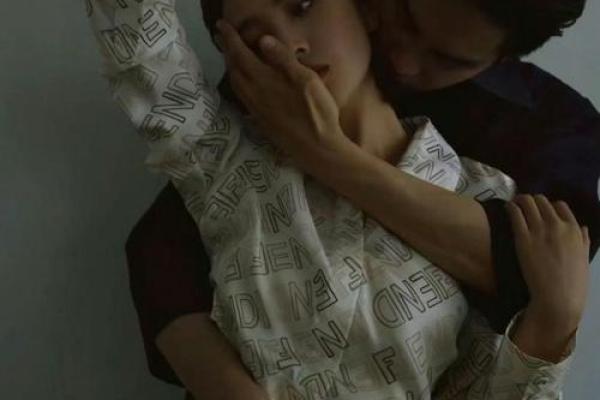 张若昀唐艺昕的命运密码:八字背后隐藏的惊人玄机 张若昀唐艺昕的命运密码:八字背后隐藏的惊人玄机