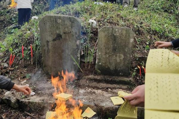 文化传承：清明节扫墓与祭祖的历史与现代意义