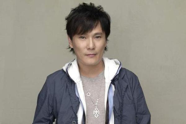 探索张信哲的八字：命运的暗藏玄机如何破解